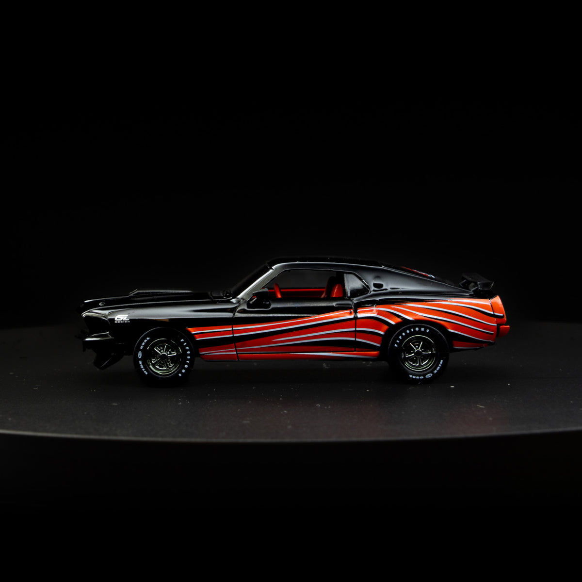 Greenlight x Diecast Social - 1970 Ford Mustang Boss 429