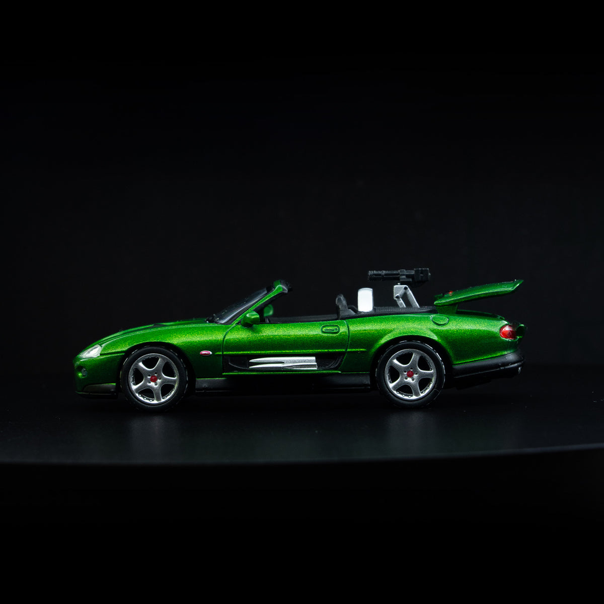 Jaguar XKR 007 Die Another Day