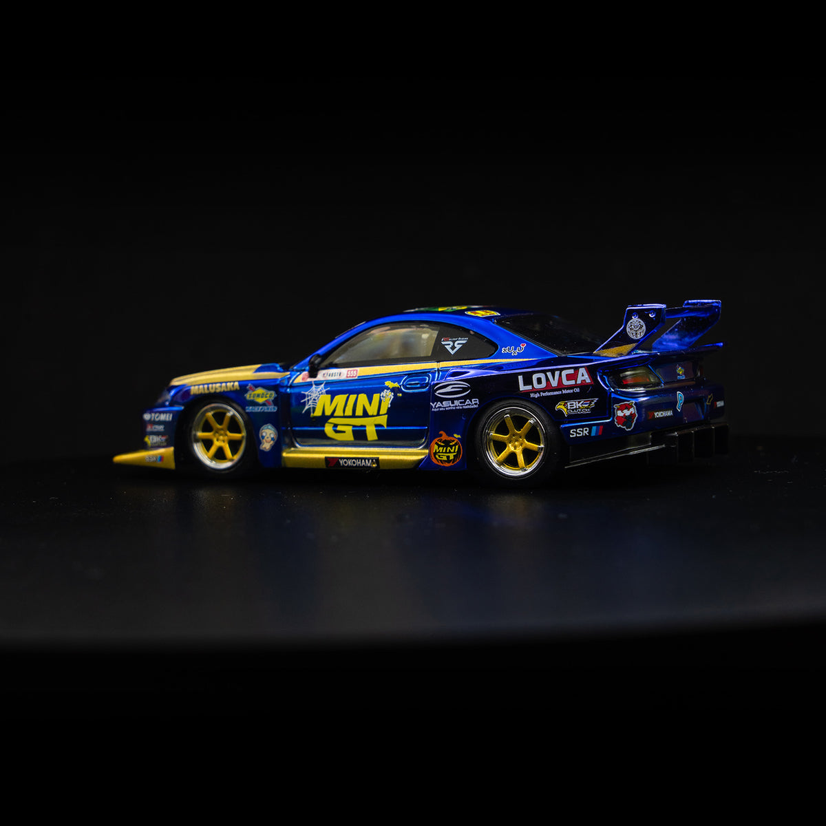 Petersen - Mini GT Nissan LB-Super Silhouette S15 SILVIA #555 (Halloween Ed.)